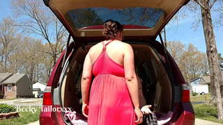 ���્યાપક ડેલાઇટ માં ડ્રાઇવ વેમાં જોખમી જાહેર વાહિયાત