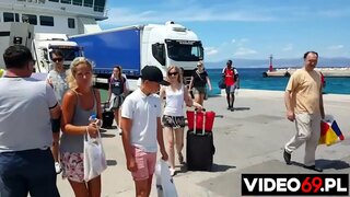 ���ิสระเซ็กส์หนัง-ระหว่างเดินเรือและที่โรงแรม-อยางนันเรากไมมีอะไรจะเสี performs[pickups]